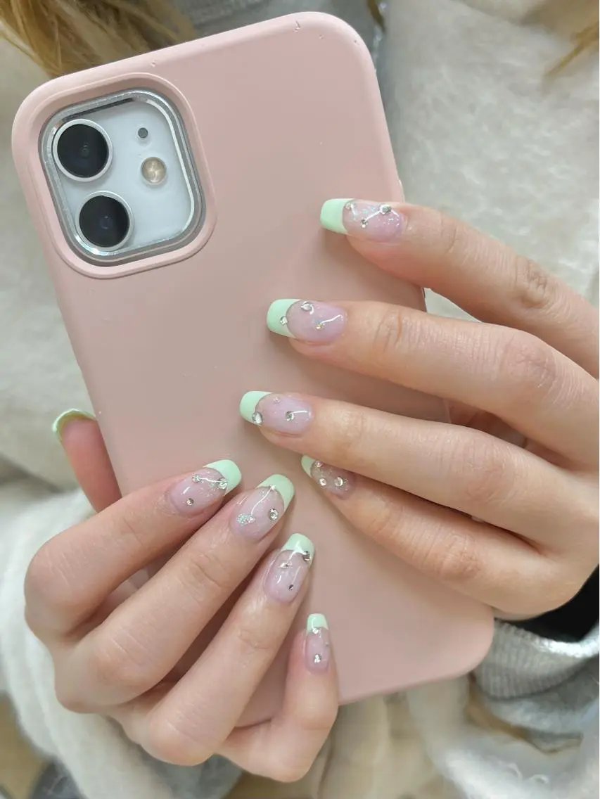 ネイル ハンドネイル フットネイル Nailsalon Fave/Rinaのネイルデザイン