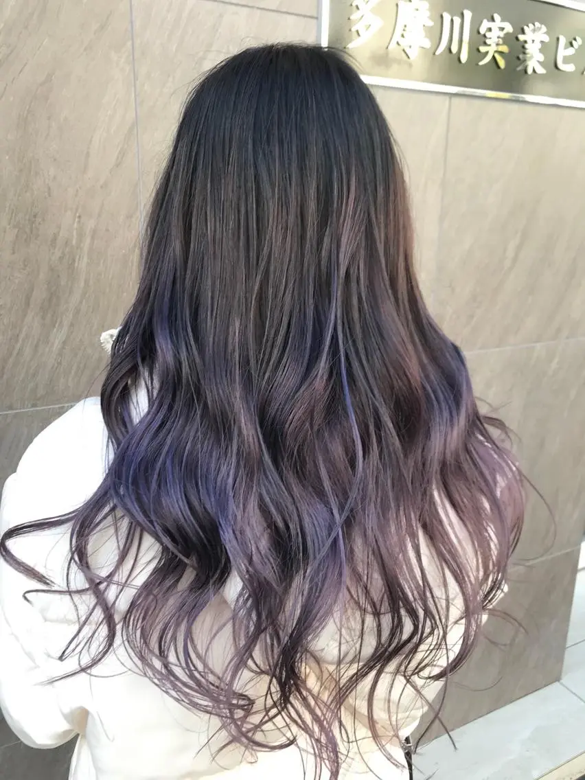 ロング アッシュ タカツド ユウキのヘアスタイル