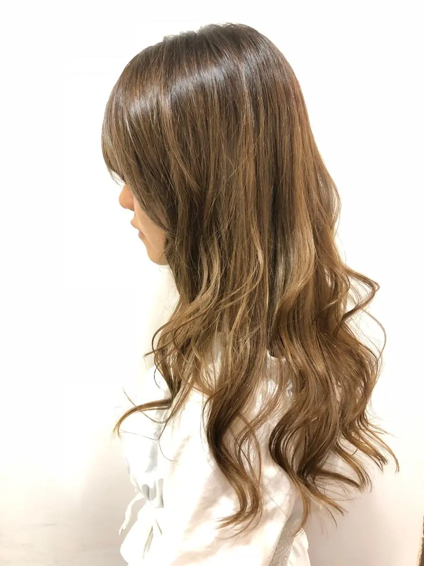 ロング カラー アッシュ ベージュカラー イルミナカラー 外国人風カラー 高橋 隆一のヘアスタイル