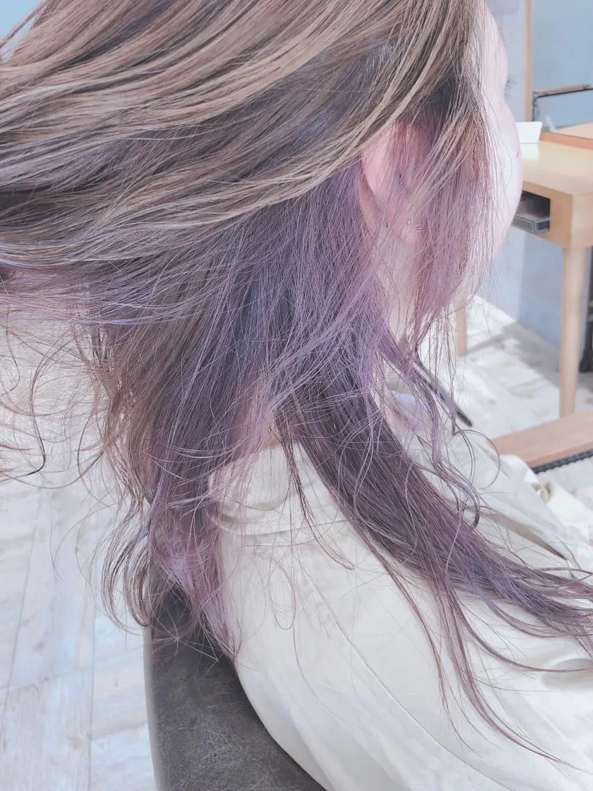 ミディアム REVE 美容室のヘアスタイル