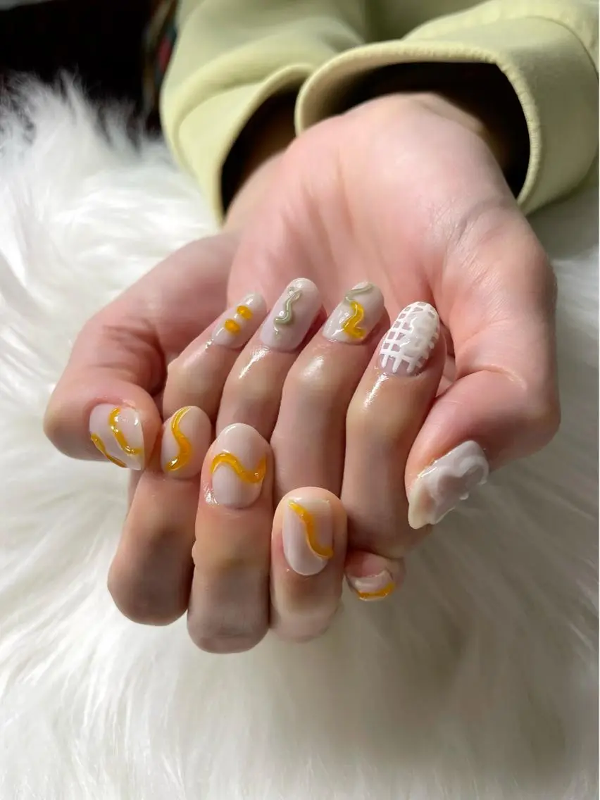 ネイル アリスローザ yukiのネイルデザイン
