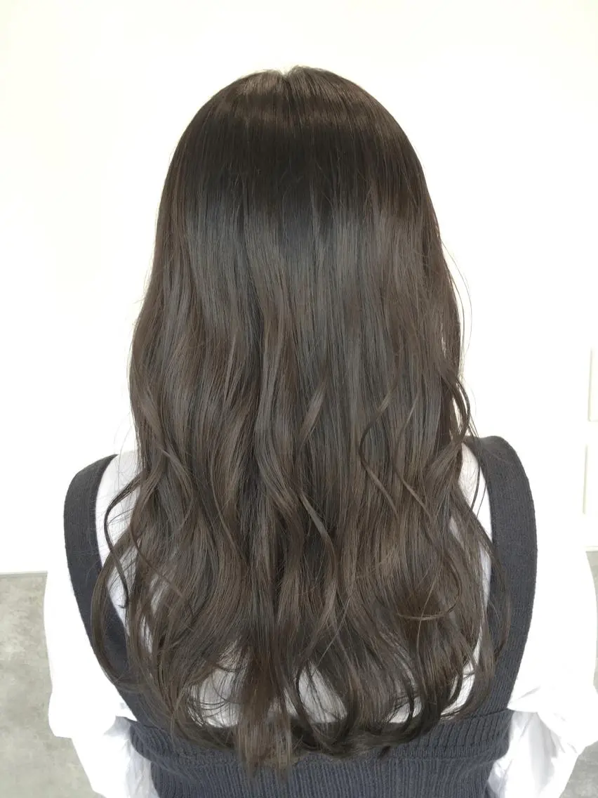 ロング カラー グレージュ ヘアカラー トリートメント ヘアセット yoshi ☆のヘアスタイル