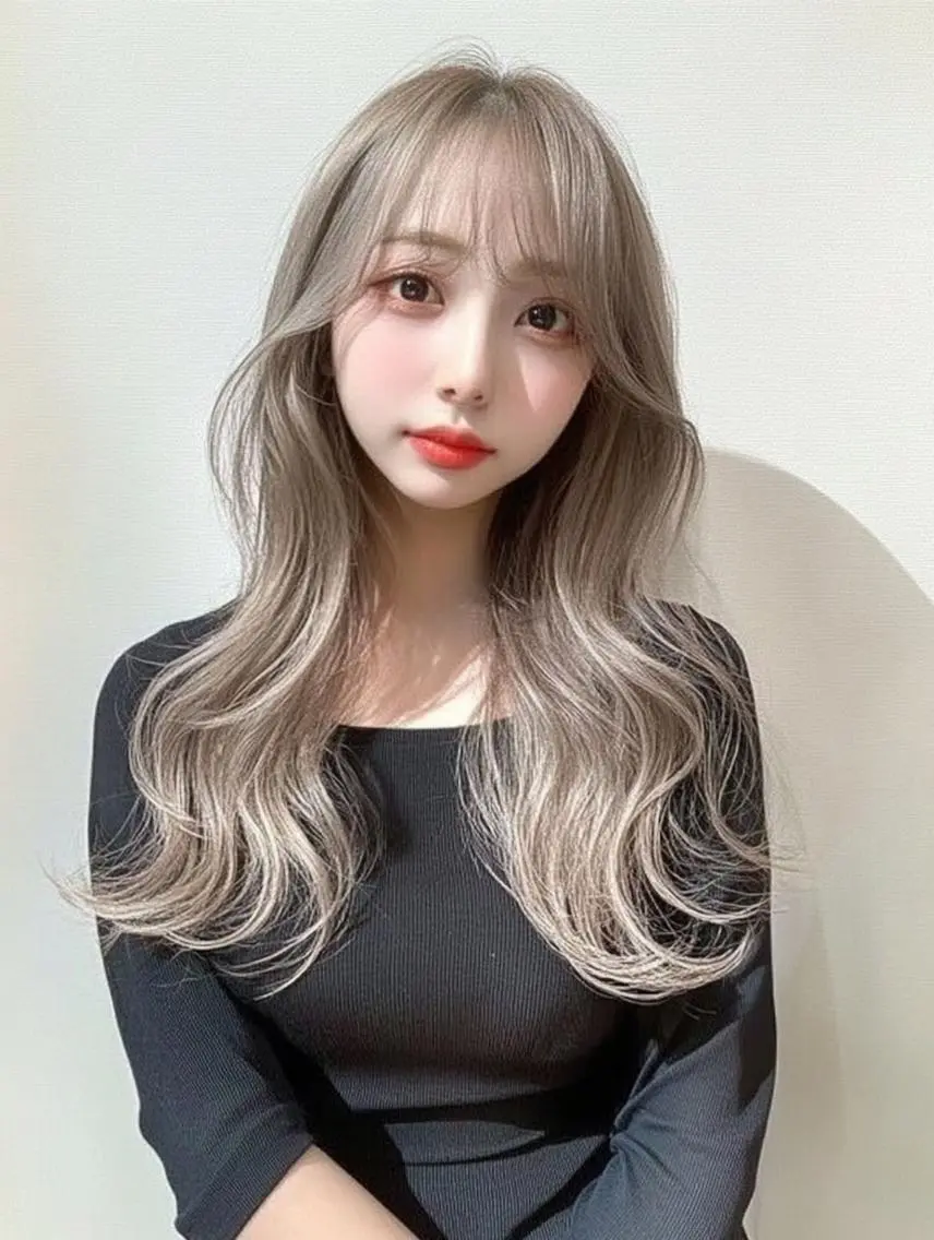 ロング カラー Roi ofGiseLのヘアスタイル