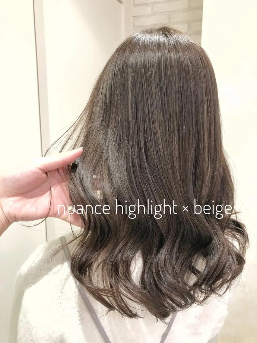 セミロング カラー ベージュカラー ハイライトカラー ハイライト 大平 美沙のヘアスタイル