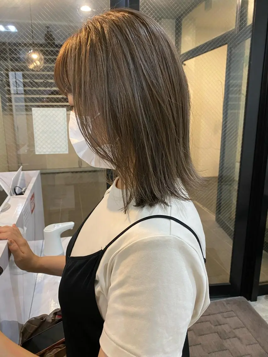 ミディアム カラー パーマ ヘアアレンジ メンズ キッズ ネイル マツエク・マツパ 🫧umu.🫧韓国 /レイヤーカットのヘアスタイル