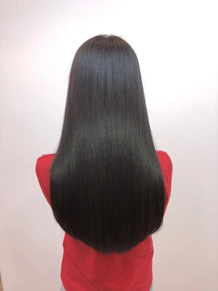 ロング カラー 髪質改善特化 ESSENCIAのヘアスタイル