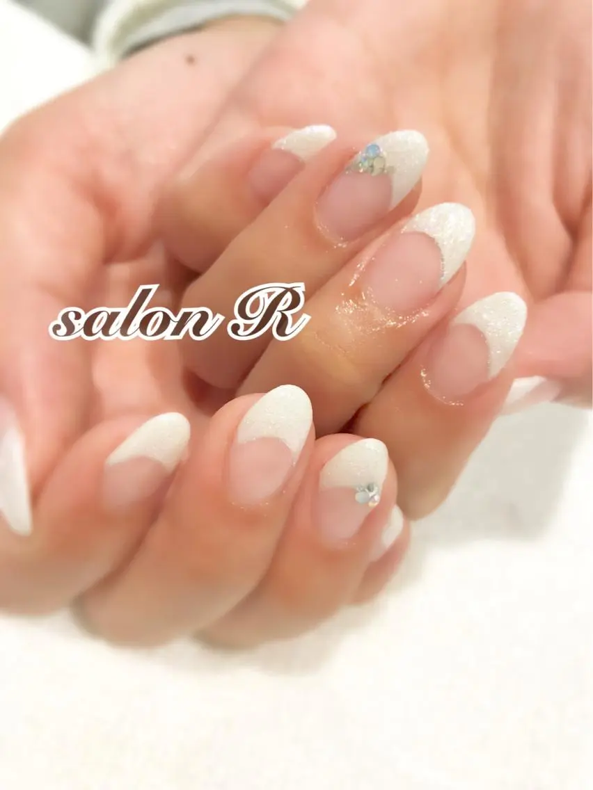ネイル フレンチネイル NARUMI HYODOのネイルデザイン