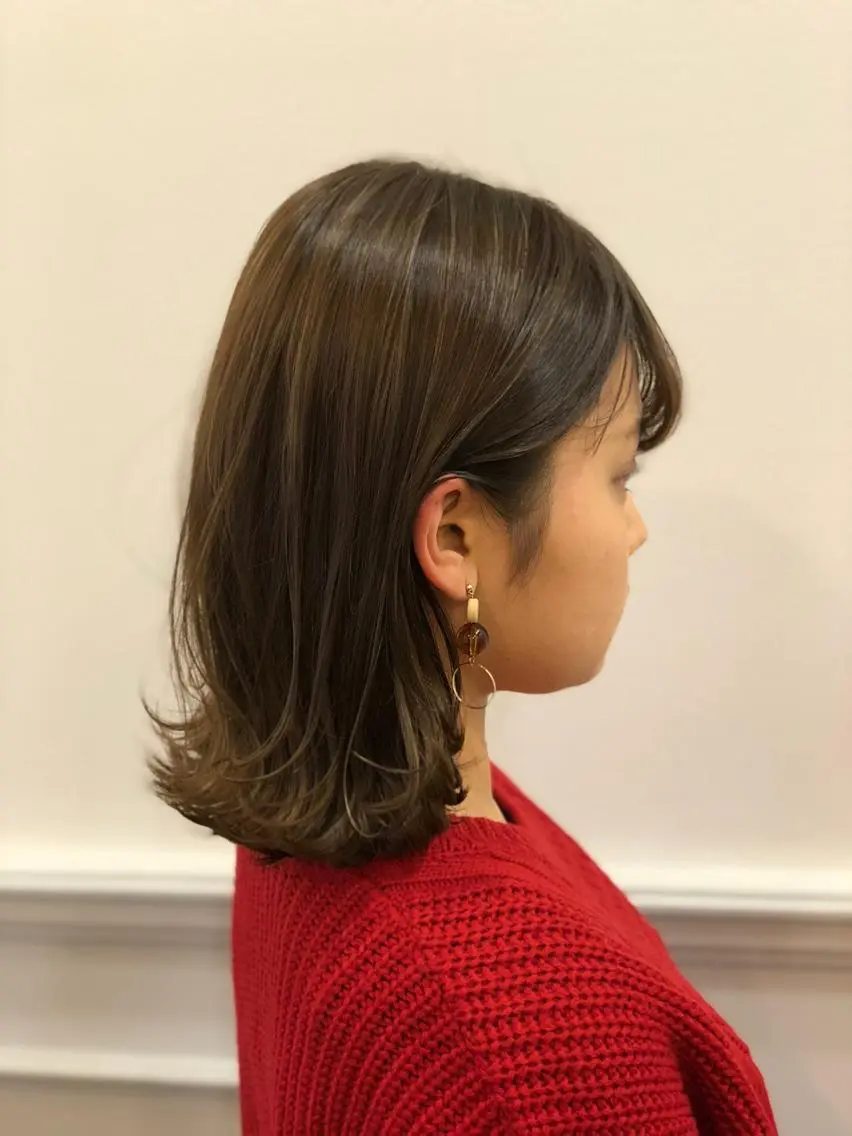 ミディアム カラー ハイライトカラー ハイライト ひろせ かなのヘアスタイル