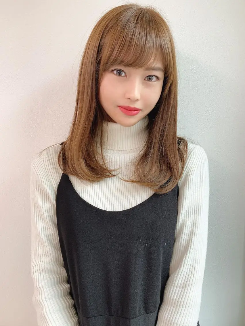セミロング 🪞THEATER 表参道店🩰のヘアスタイル