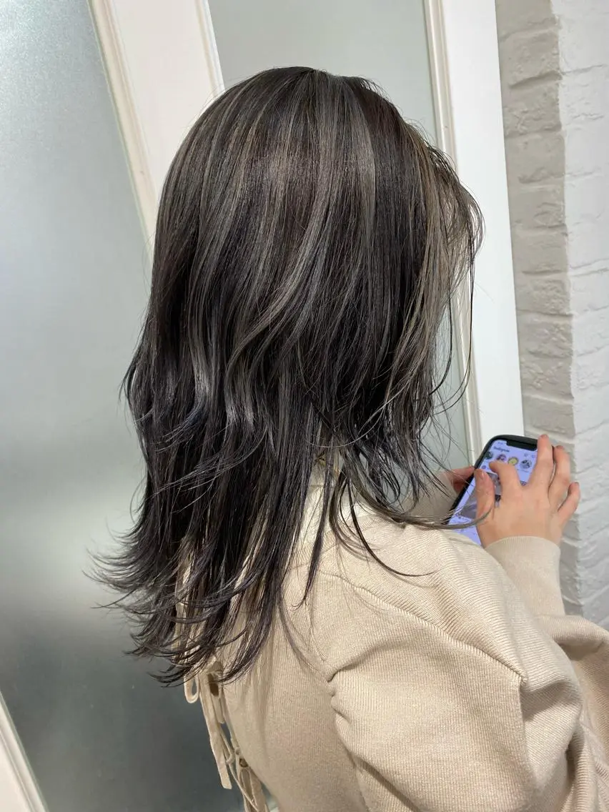 ロング カラー ベージュカラー ブリーチ 透明感カラー ハイライトカラー ハイライト ヘアカラー トリートメント 🍀透明感抜群🍀/ ハイトーンカラーのヘアスタイル