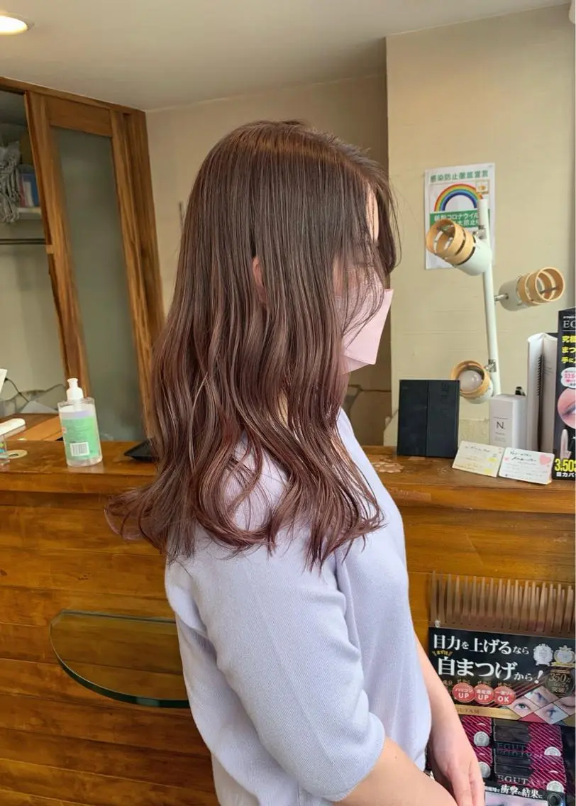 セミロング カラー ベージュカラー ミルクティーベージュ ヘアカラー トリートメント 矢野 晃平のヘアスタイル
