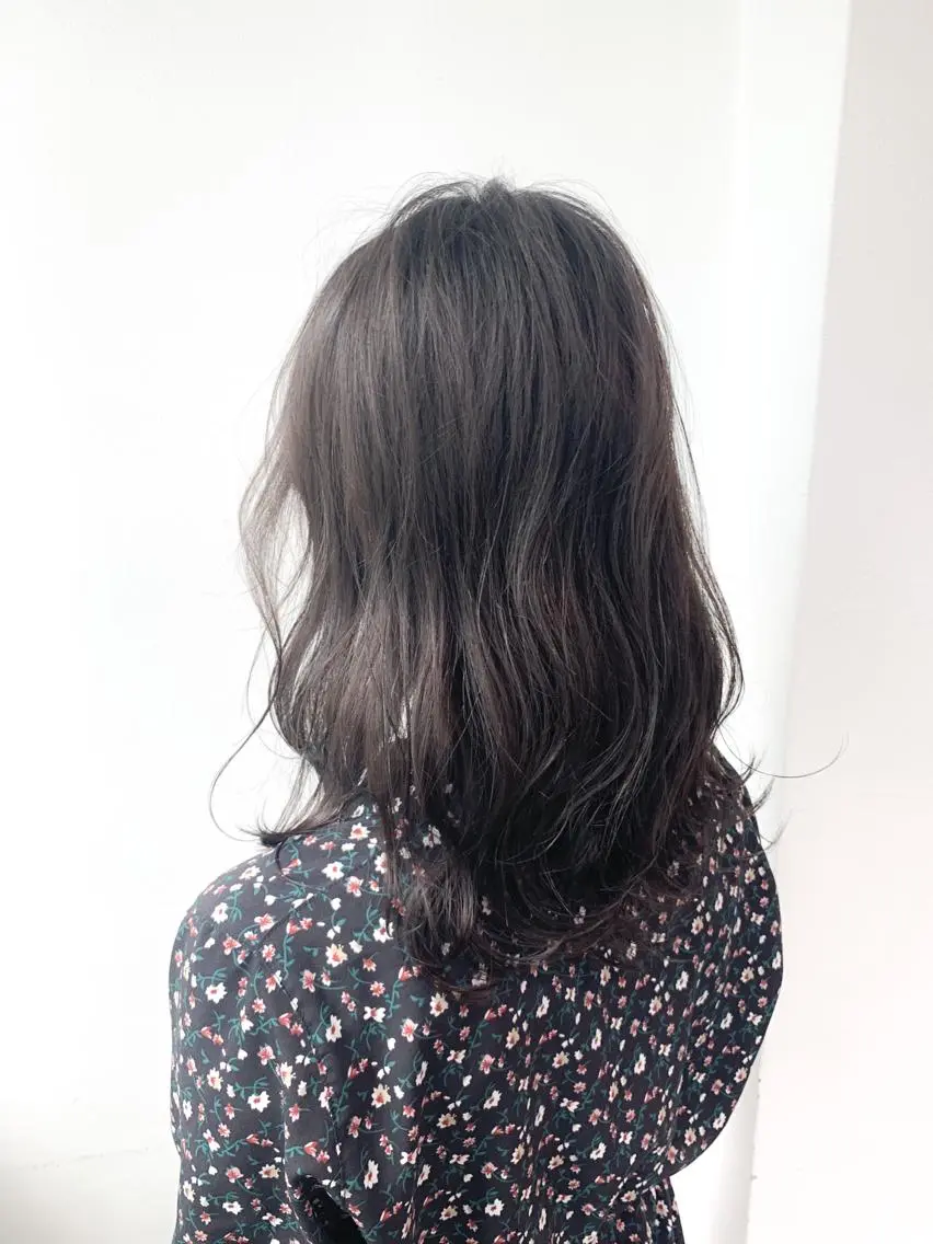 ミディアム カラー 透明感カラー グレージュ 表参道/さあ や/大人ナチュラルのヘアスタイル