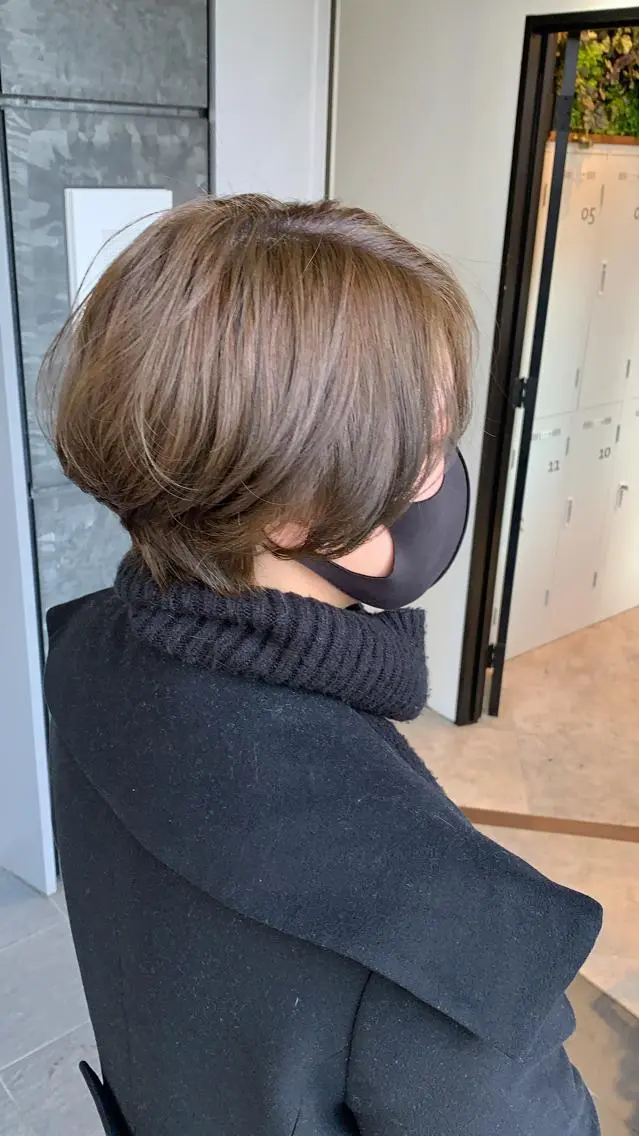 ショート カラー ハンサムショート ベージュカラー オリーブベージュ ショートヘア カット ヘアカラー トリートメント 髪質改善/白髪ぼかし KENTAのヘアスタイル