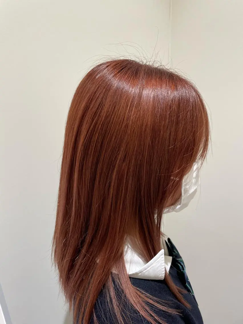 セミロング カラー ブリーチ ブラウンカラー ピンクカラー ピンクブラウン 加藤 未歩のヘアスタイル
