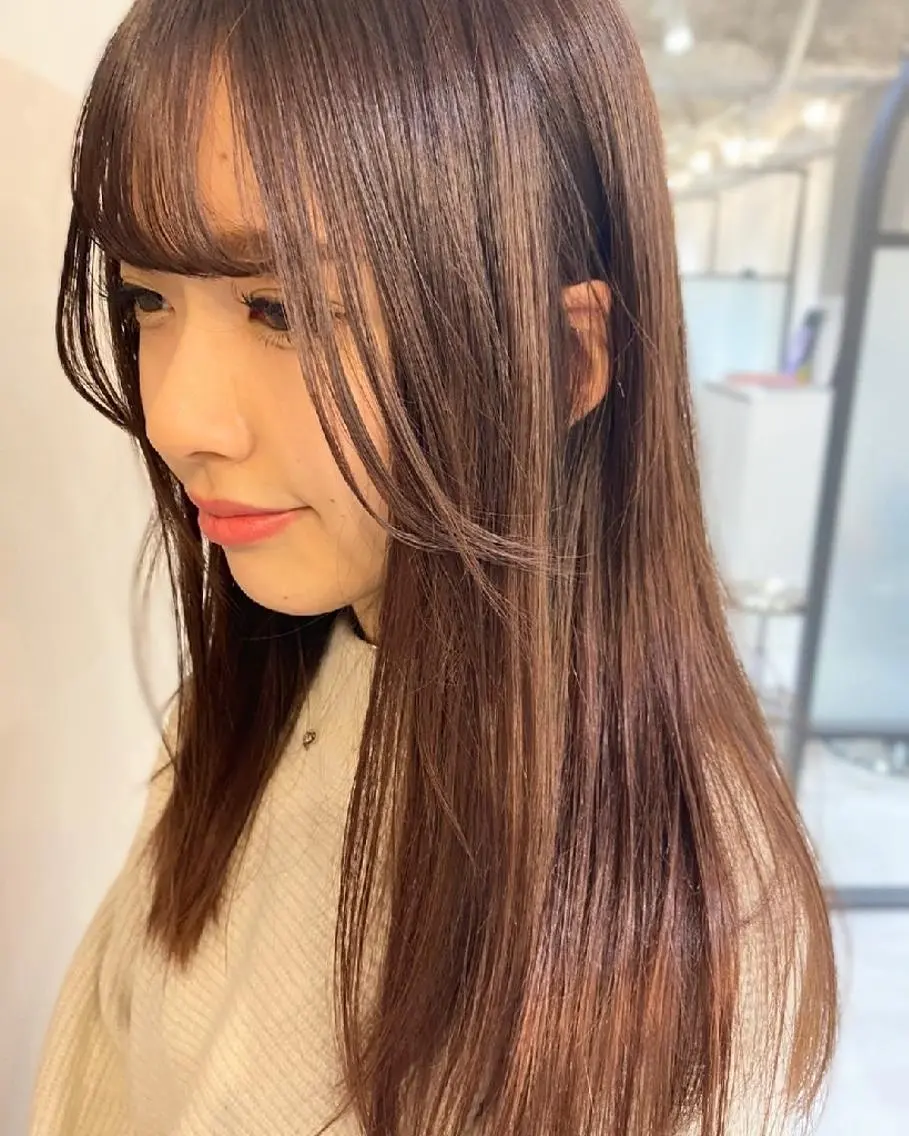 セミロング カラー レイヤー べージュ 白石研太のヘアスタイル