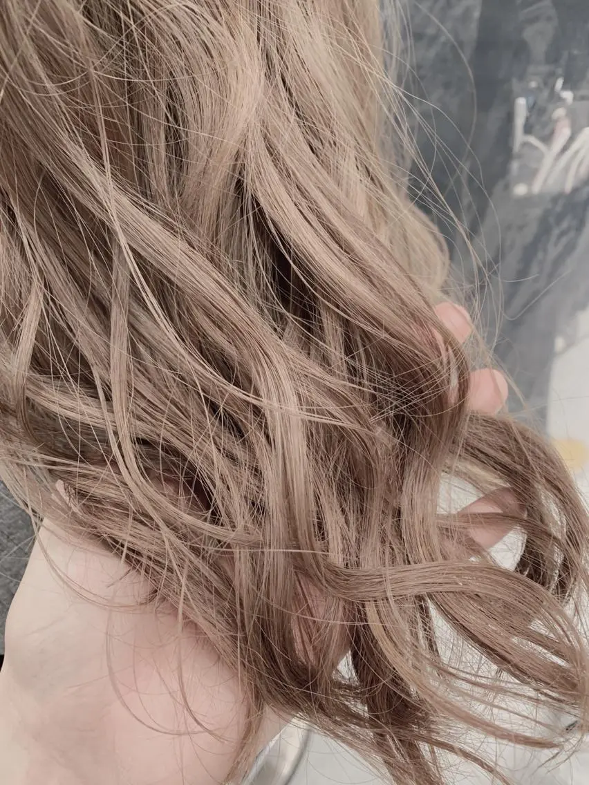 ロング カラー ヘアアレンジ メンズ ネイル マツエク・マツパ メンズバレイヤージュ メンズブリーチ メンズハイライト メンズハイトーン メンズインナーカラー ヘアカラー トリートメント ヘッドスパ ヘアセット 💕トレンドうる艶髪 💕TUNE銀座のヘアスタイル
