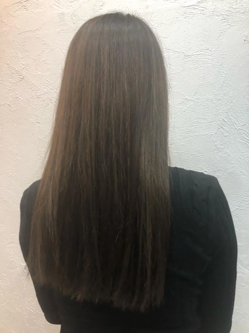 ロング カラー 脇谷 拓弥のヘアスタイル