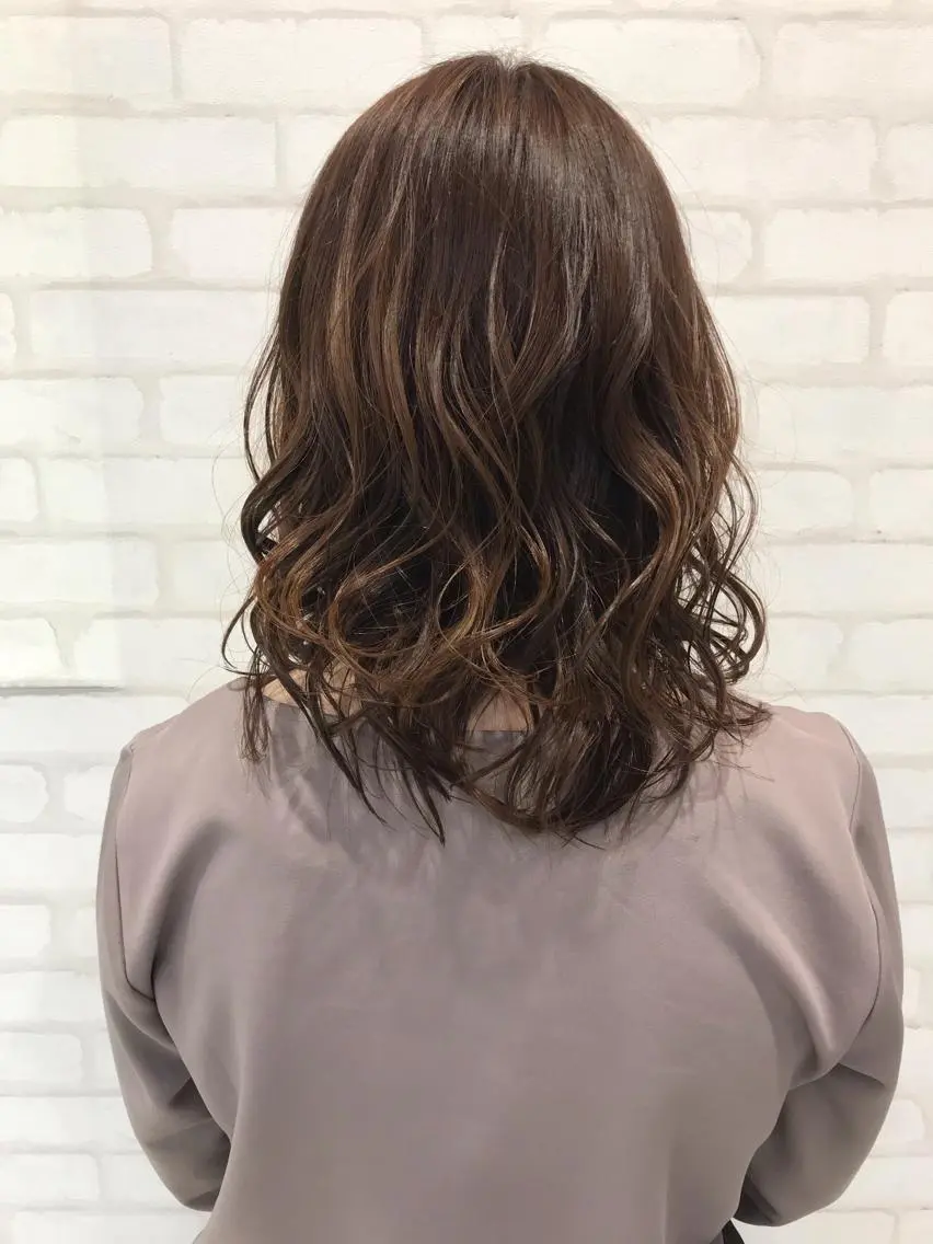 ミディアム カラー 中川 拓弥のヘアスタイル