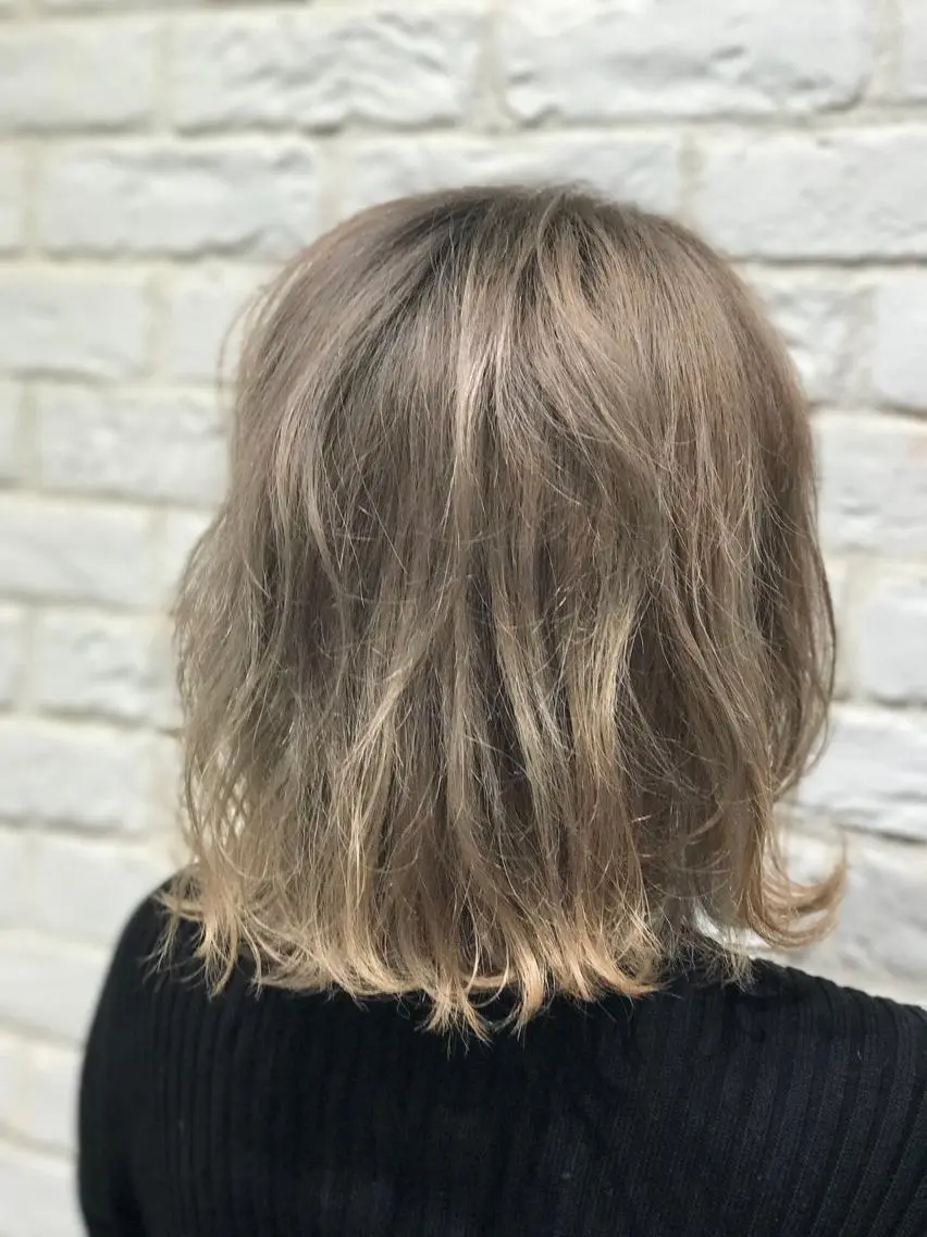 ショート カラー ブリーチ Neale.♡ ROLA京橋のヘアスタイル