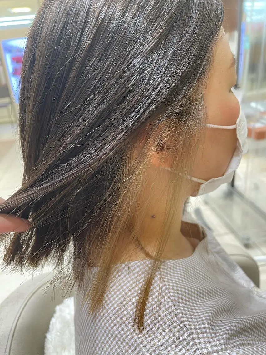ミディアム カラー ベージュカラー カネヒラ リョウスケのヘアスタイル