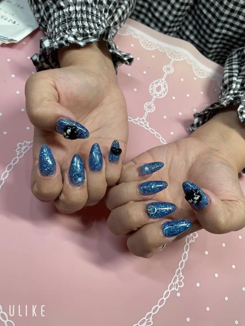 ミディアム ネイル 持ち込み ハンドネイル 《LB》ラブリエ Nail&eyeのマツエク・マツパデザイン