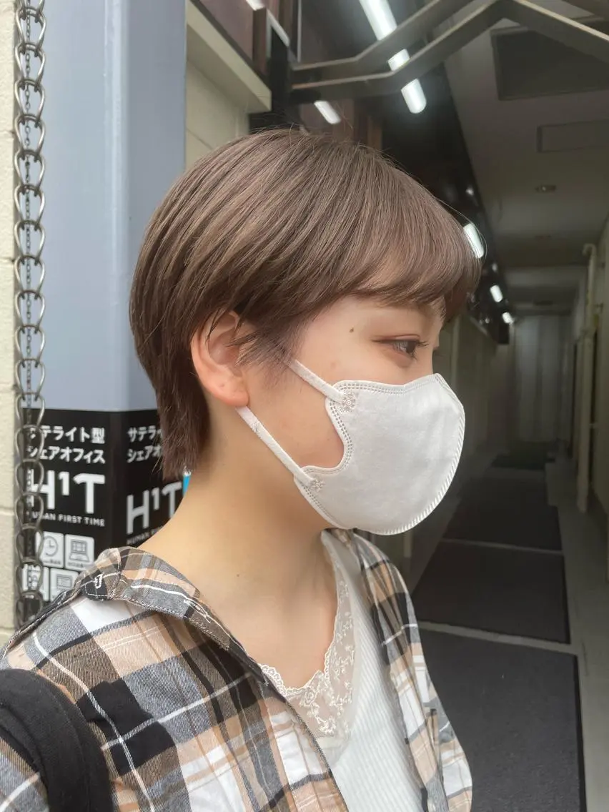 ショート カラー ヘアアレンジ ブリーチ 髪質改善カラー&TR 縮毛矯正/弱酸性矯正のヘアスタイル