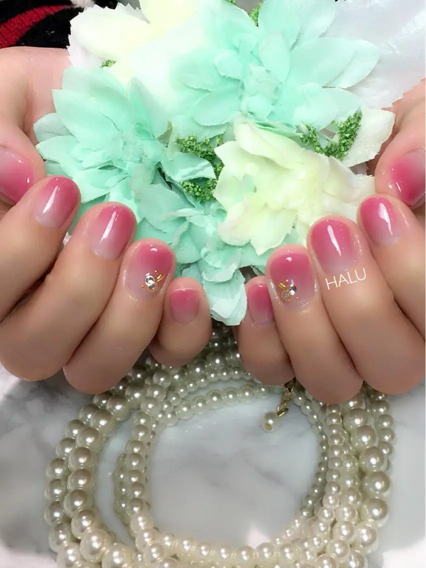 ネイル ストーンネイル HALU ハルのネイルデザイン