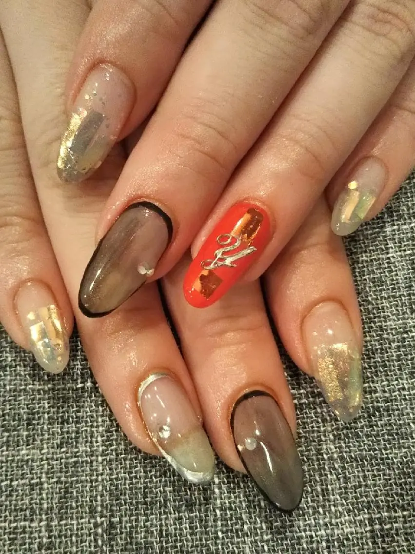 ネイル オーロラネイル ハンドネイル private salon mieのネイルデザイン