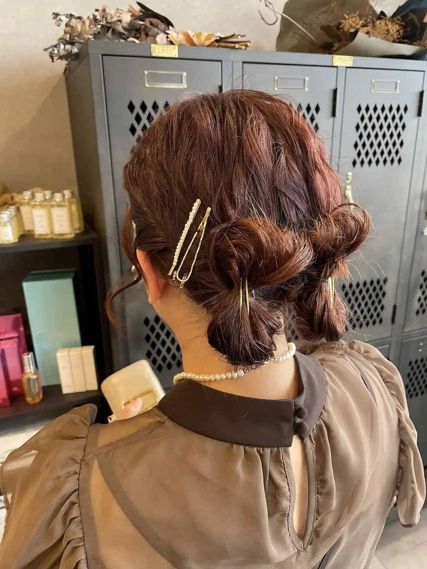 カラー ミディアム ヘアアレンジ ブリーチ 髪質改善 ヘアカラー トリートメント achieve tillのヘアスタイル