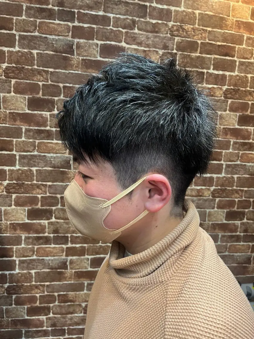 ショート カラー パーマ ヘアアレンジ メンズ キッズ ネイル マツエク・マツパ アイブロウ メンズブリーチ メンズハイライト メンズインナーカラー メンズ韓国風 ブリーチ 久木原 ゆりのヘアスタイル
