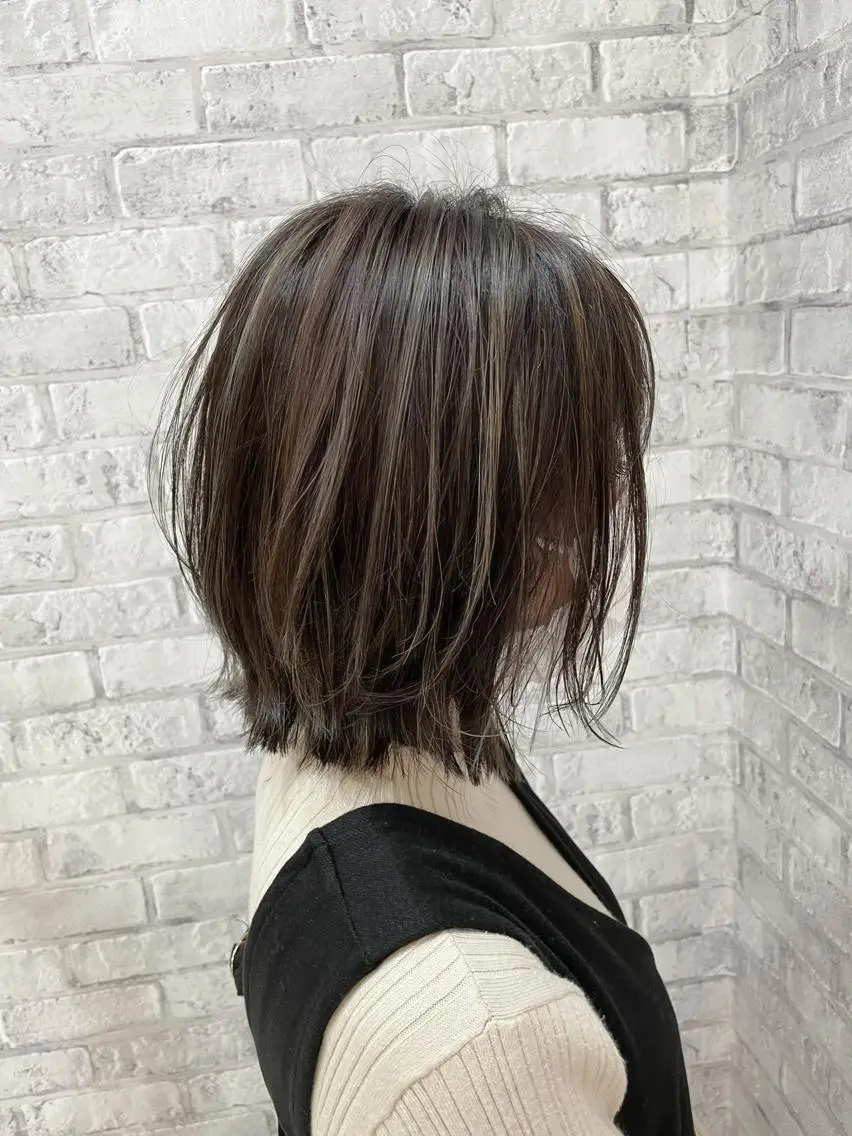 ショート カラー ヘアアレンジ ブリーチ ショートヘア カット ヘアカラー トリートメント 秋山 幸太のヘアスタイル