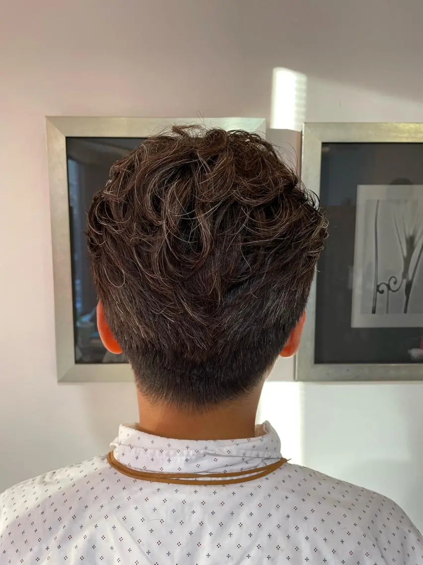 ショート 伊熊 美砂のヘアスタイル