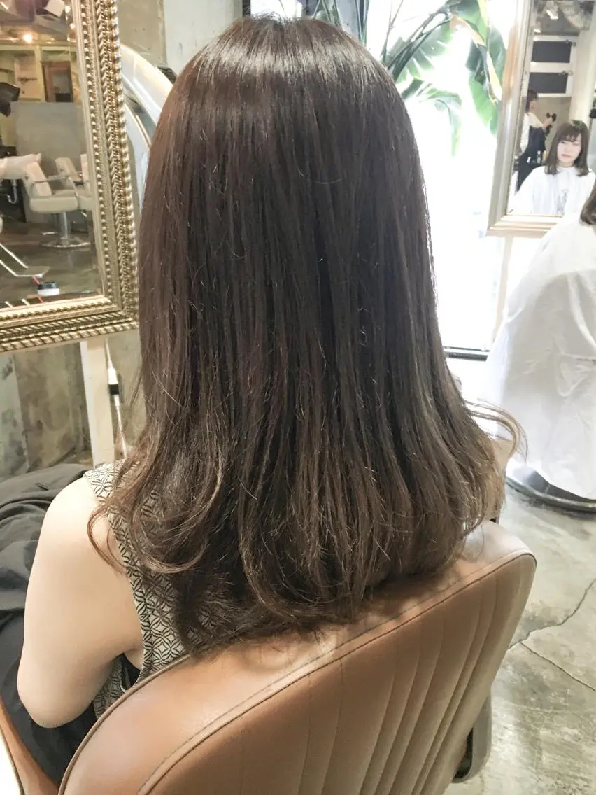 セミロング カラー ベージュカラー ダブルカラー 北條 優輝のヘアスタイル