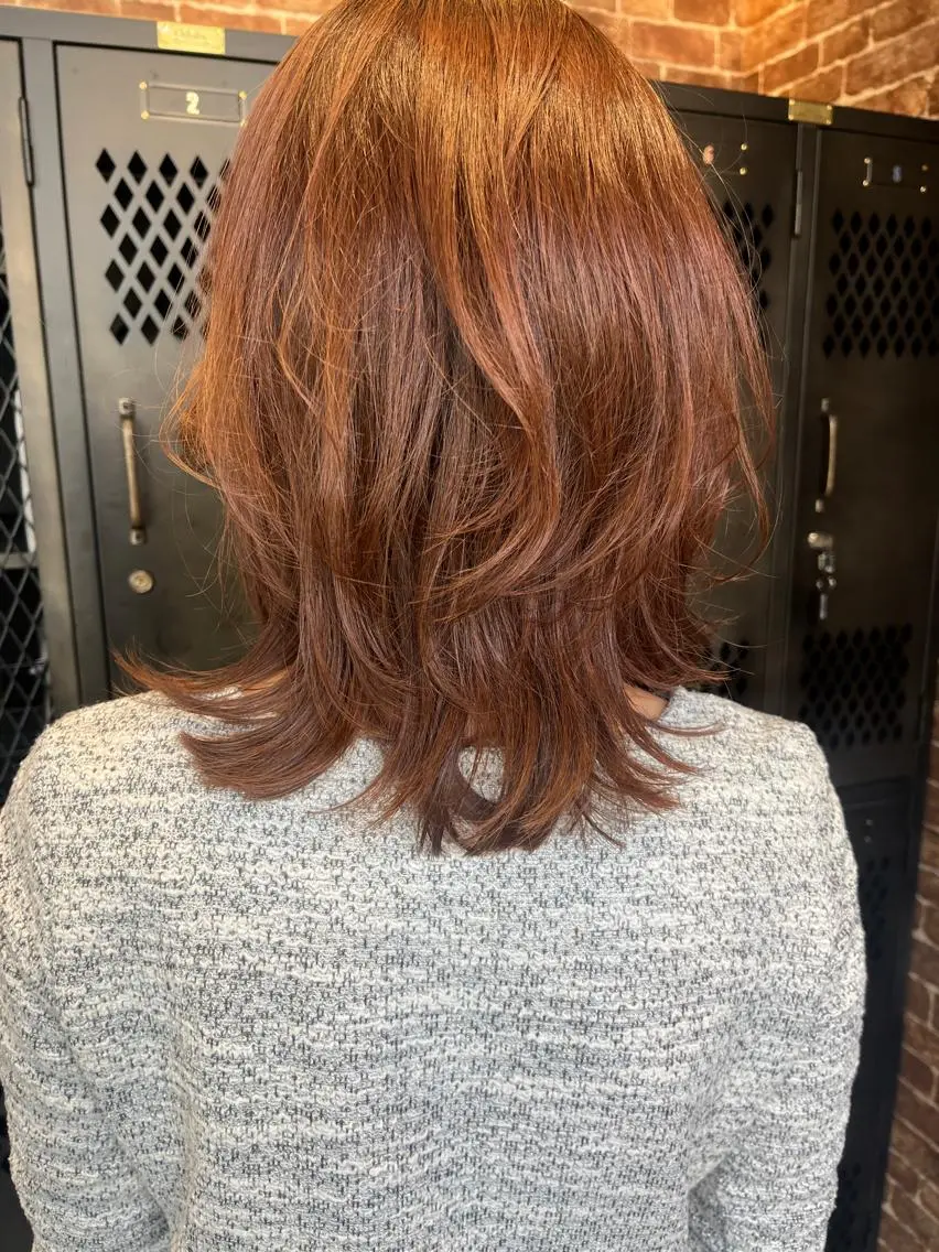 ミディアム カラー パーマ ヘアアレンジ メンズ キッズ ネイル マツエク・マツパ アイブロウ メンズブリーチ メンズハイライト メンズインナーカラー メンズ韓国風 ブリーチ 久木原 ゆりのヘアスタイル