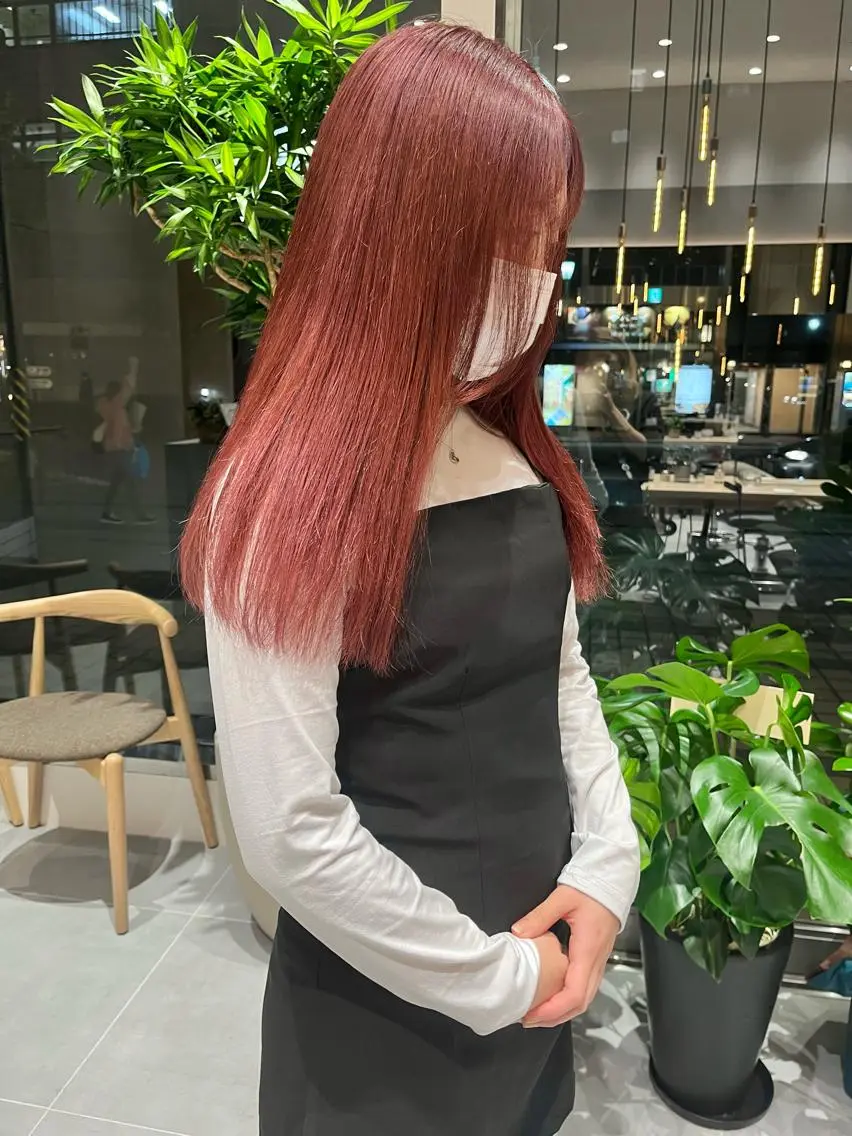 ロング カラー ブリーチ ヘアカラー トリートメント ヘアセット 垢抜け/レイヤー /艶カラー🪼風香のヘアスタイル