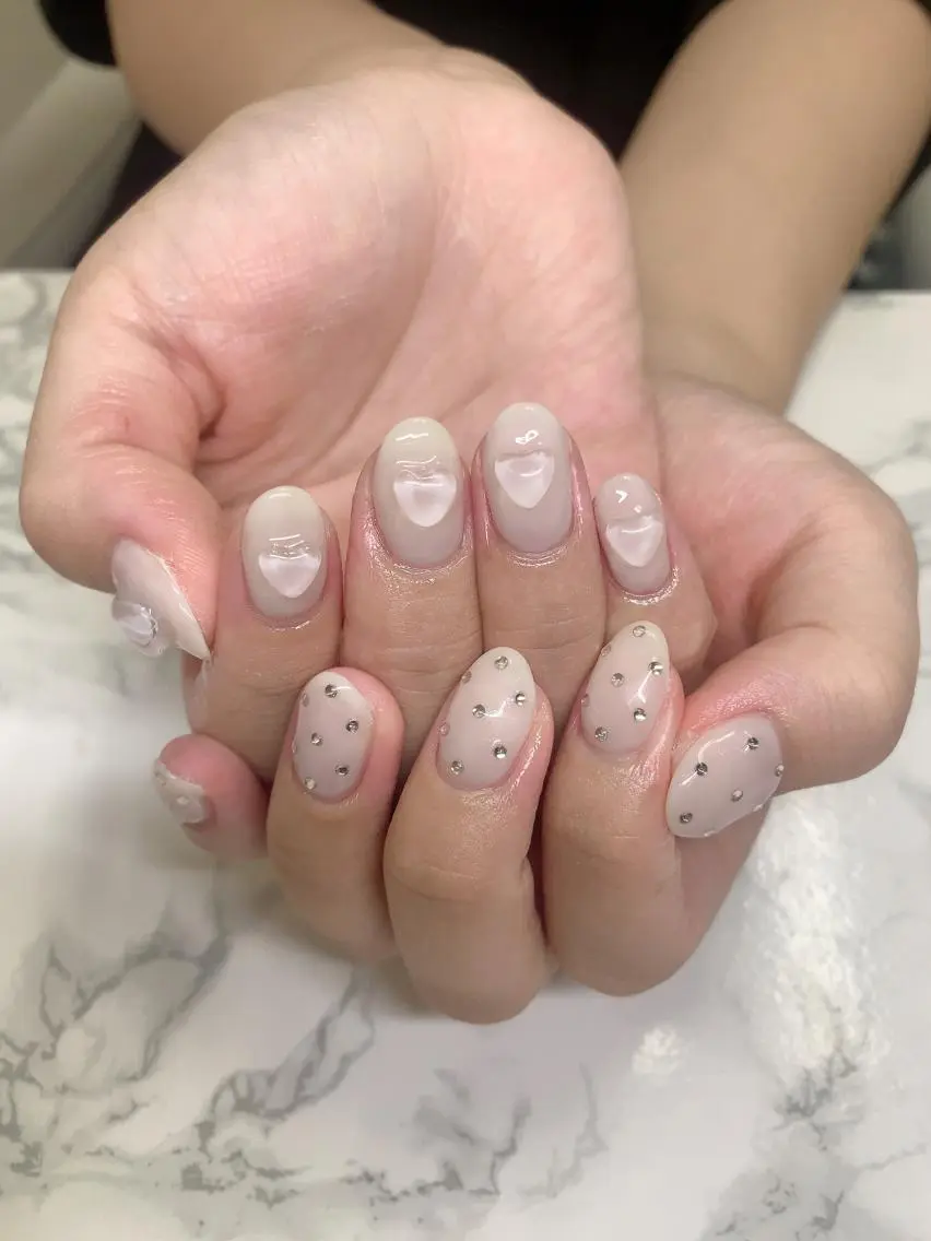 ネイル ハンドネイル はな💎ネイル ワンホン、長さ出しのネイルデザイン