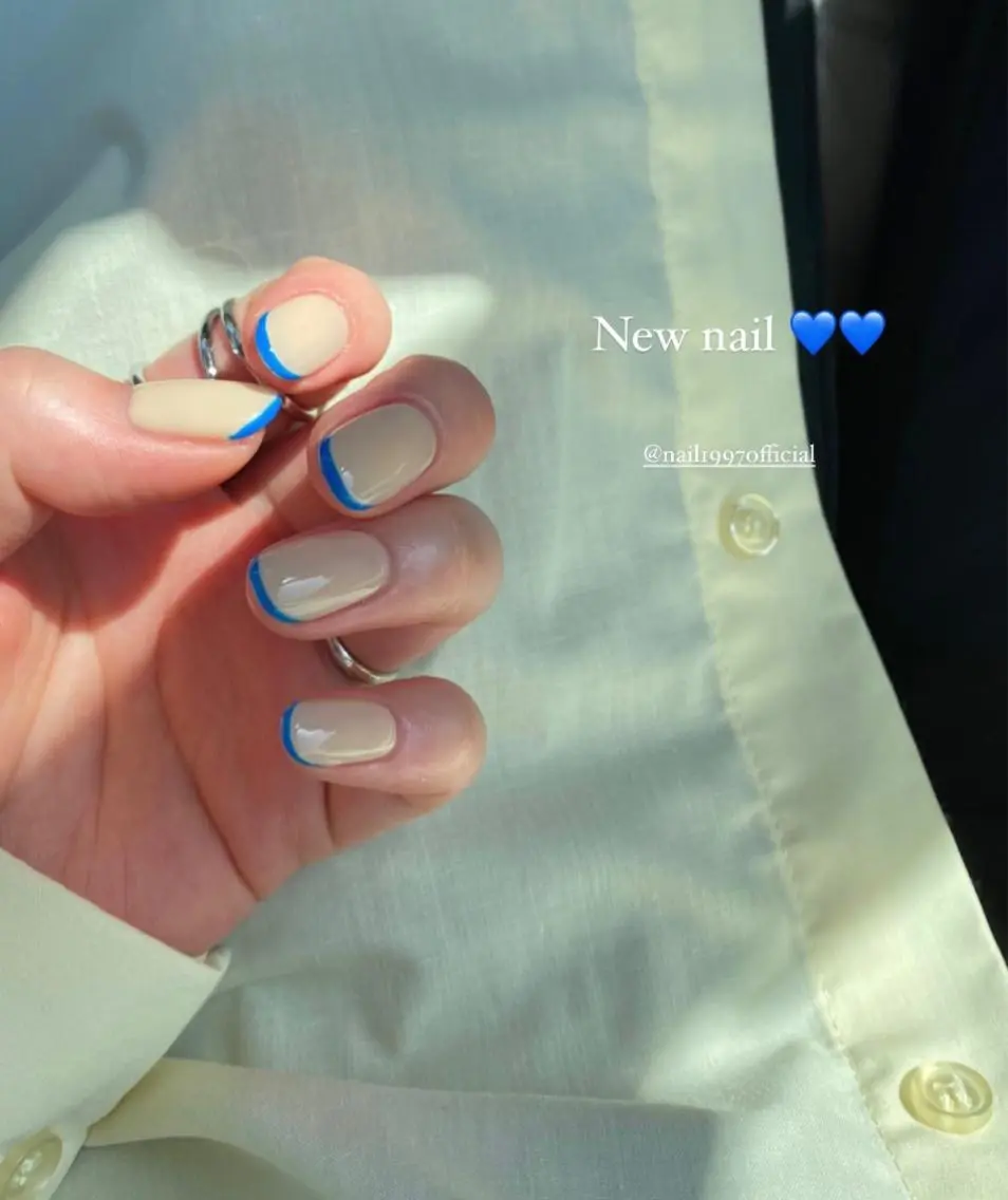 ネイル ブルー フレンチネイル nail 1997のネイルデザイン