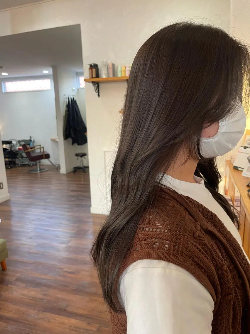 ロング カット ヘアカラー トリートメント 関根 沙季のヘアスタイル