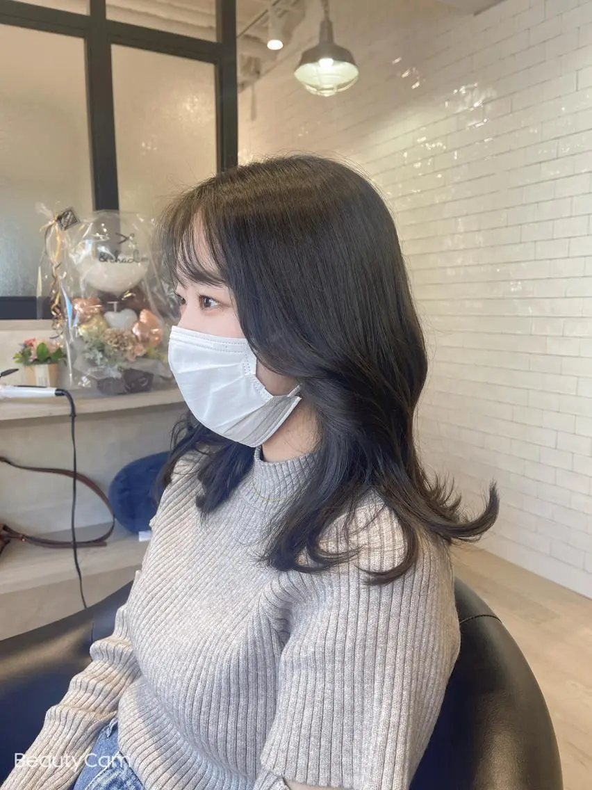 セミロング カラー カット ヘアカラー トリートメント emi/髪質改善/ 韓国風/艶カラーのヘアスタイル