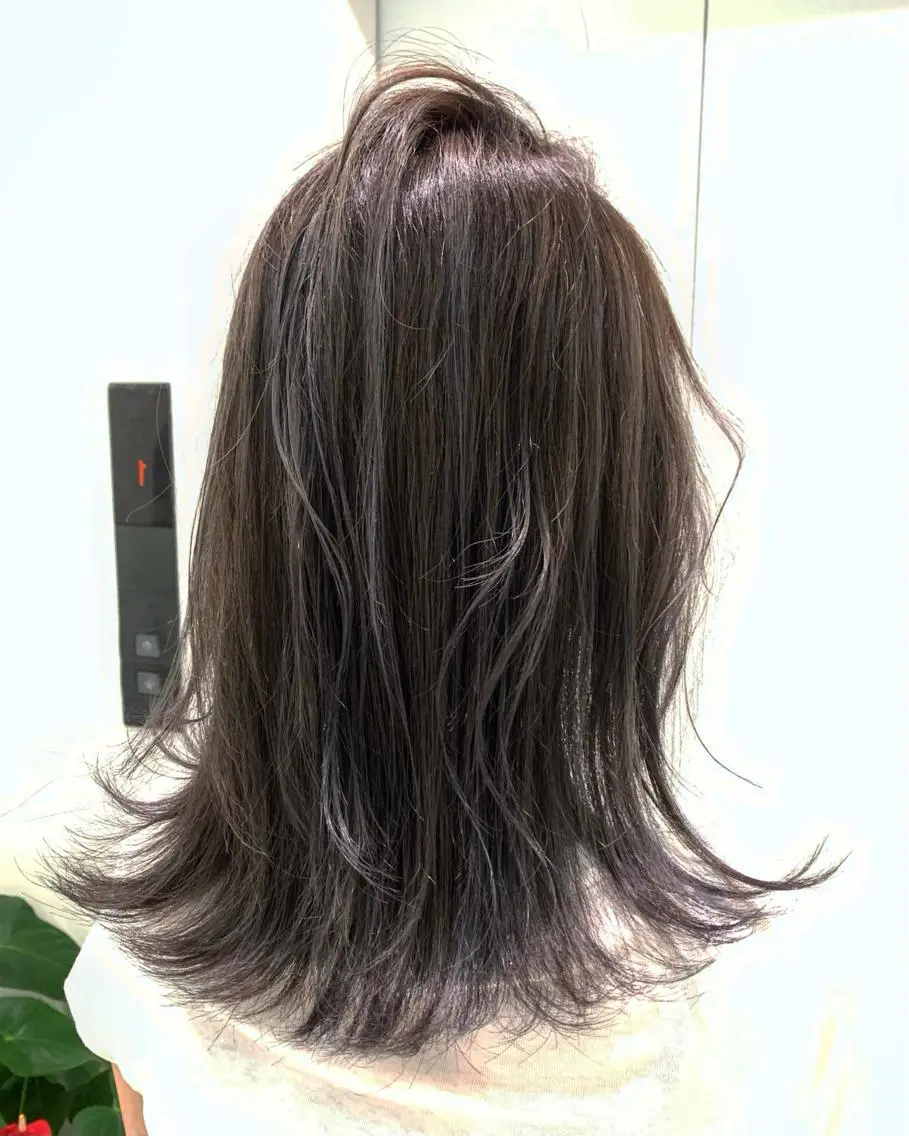 ミディアム カラー i'll 未空のヘアスタイル