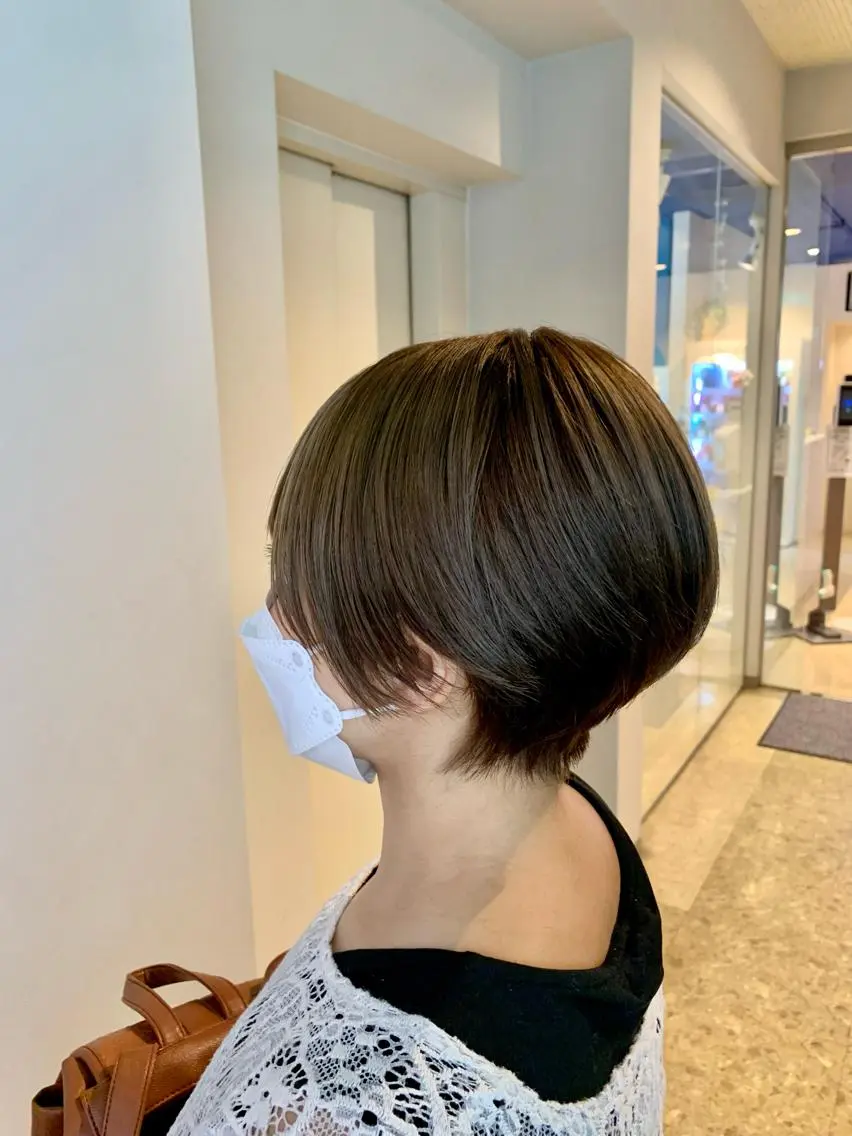 ショート ヘアカラー トリートメント うしだ かおるのヘアスタイル