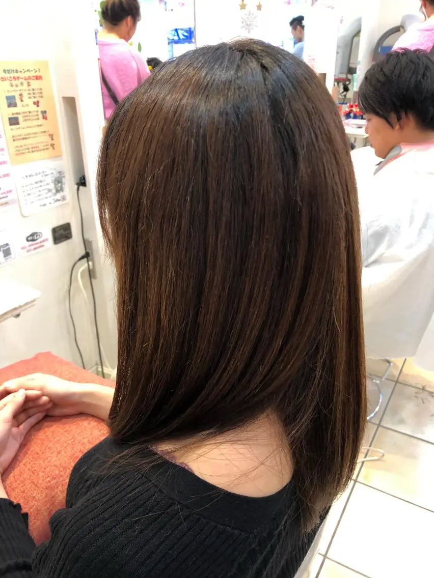 セミロング 縮毛矯正 縮毛矯正 ダメージレス 桧山店長のヘアスタイル