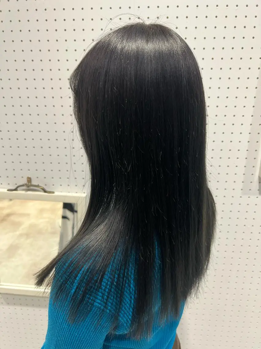 セミロング カラー 黒髪 ブルーカラー ブルーブラック hatsune 艶カラーボブ/ロングのヘアスタイル
