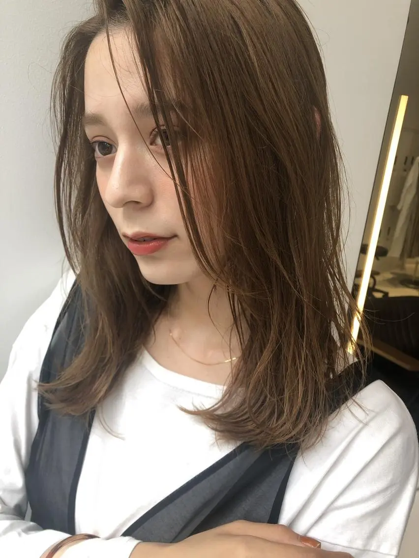 セミロング RINA りなのヘアスタイル