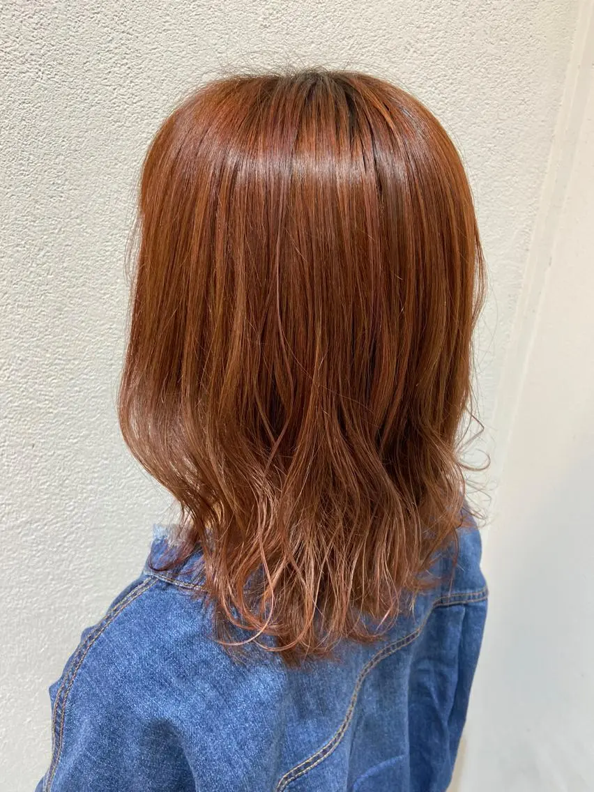ミディアム カラー ヘアアレンジ ブリーチ ブリーチなしカラー オレンジ 🫧🎀SARA/ 艶カラー/金山💓のヘアスタイル