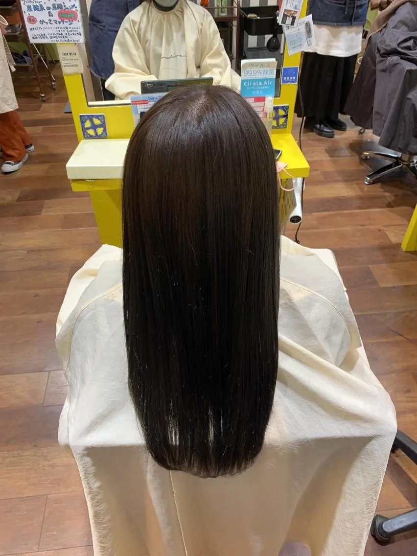 ロング カラー 透明感カラー トリートメント 工藤 彩花のヘアスタイル