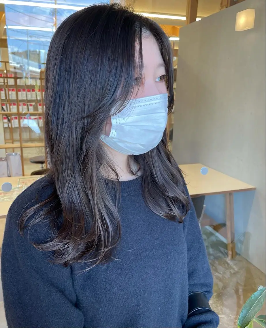 セミロング 顔周りカット レイヤーカット 似合わせカット ラーム 乃木店のヘアスタイル