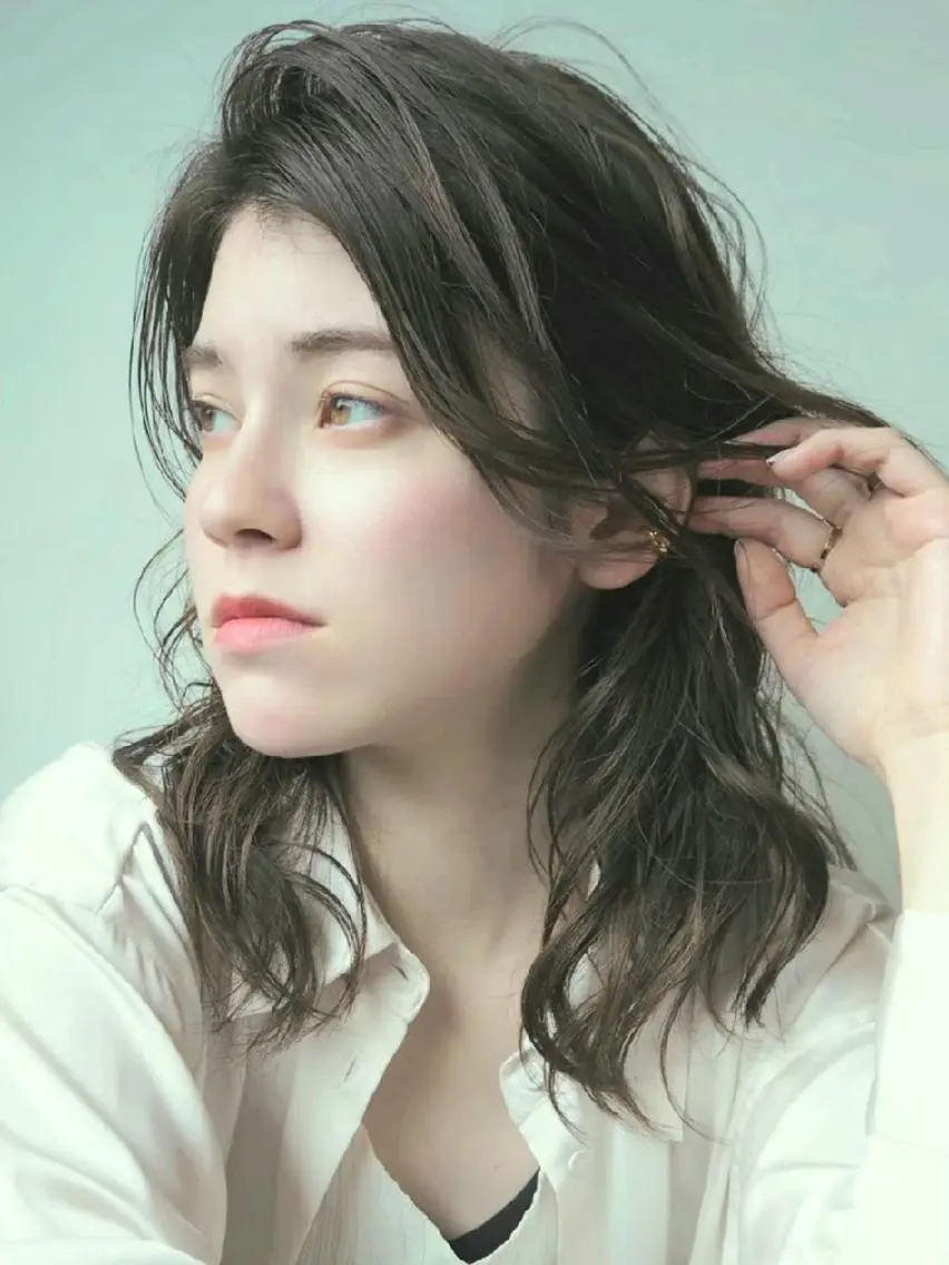 セミロング カラー ヘアアレンジ カット ヘアカラー 縮毛矯正 トリートメント 【南越谷/新越谷】 Anne(諳 アン)のヘアスタイル