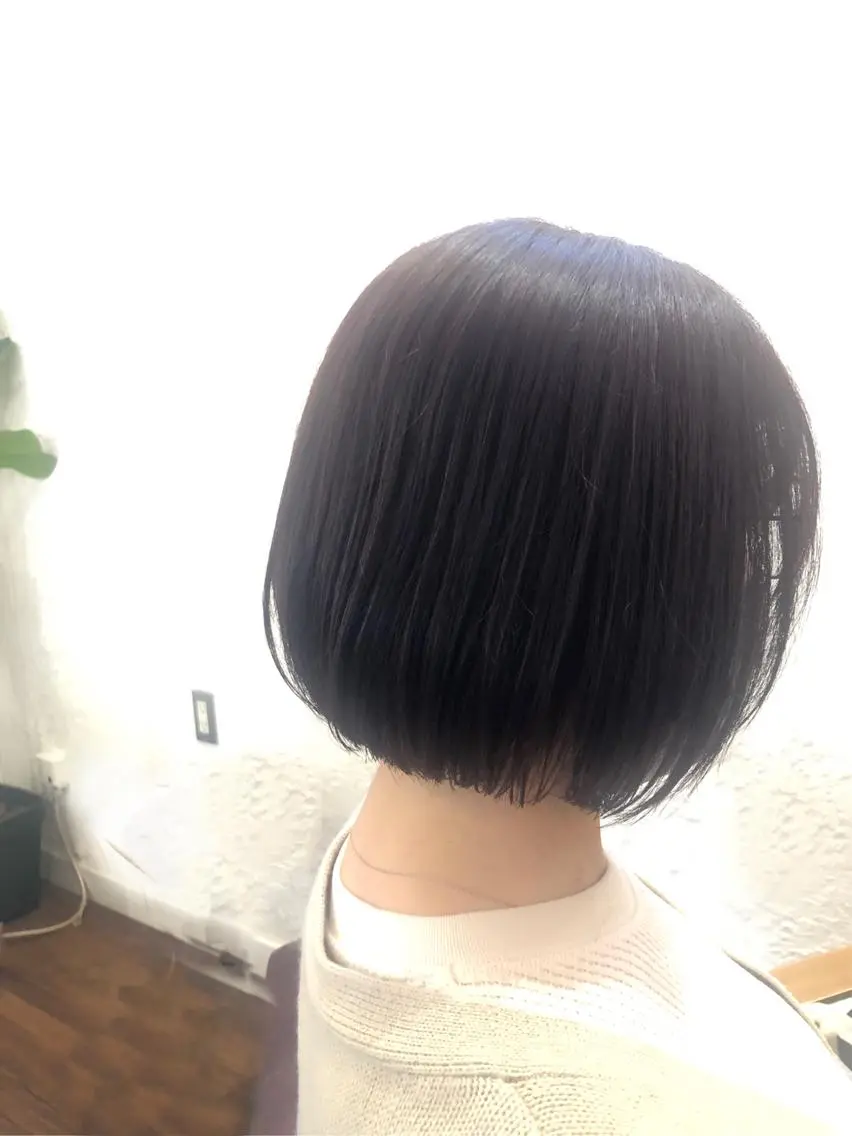 ミディアム ボブ カット ヘアカラー トリートメント 正田 美帆のヘアスタイル