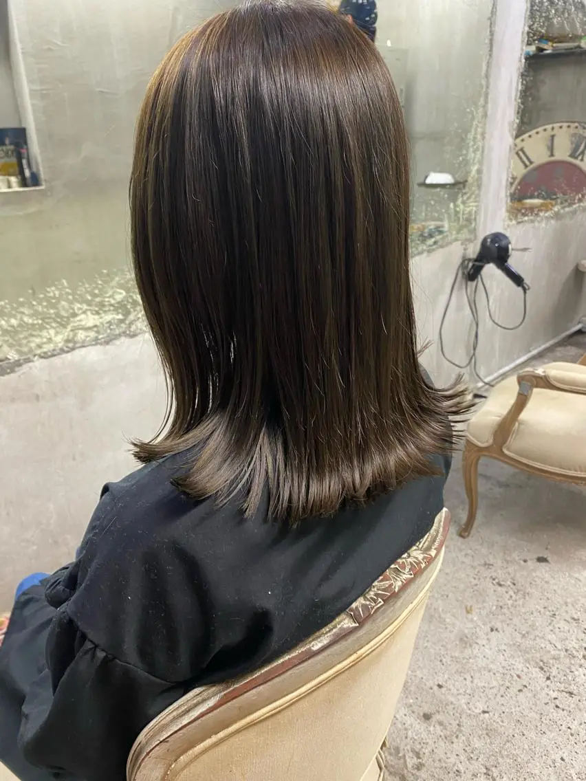 ミディアム カラー アッシュ グレージュ お任せヘア☘️☘️ 及川渚のヘアスタイル
